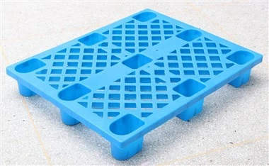 Nestable Mid Duty plastmasas palete